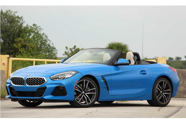 Hon 3 ty cho BMW Z4 2020 mui tran tot nhat cua BMW hien nay?
