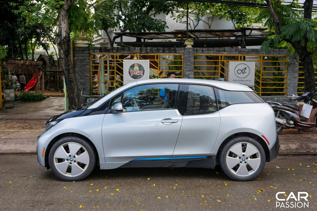 Can canh BMW i3 chay dien gia 2,5 ty tai Viet Nam-Hinh-8