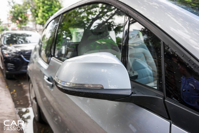 Can canh BMW i3 chay dien gia 2,5 ty tai Viet Nam-Hinh-5