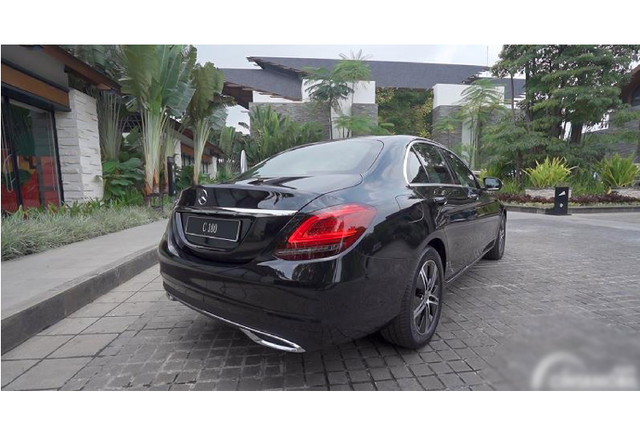 Mercedes-Benz C180 2020 giá hơn 1,3 tỷ tại Việt Nam? - Hình 9 Mercedes-Benz C180 2020 gia hon 1,3 ty tai Viet Nam?-Hinh-9