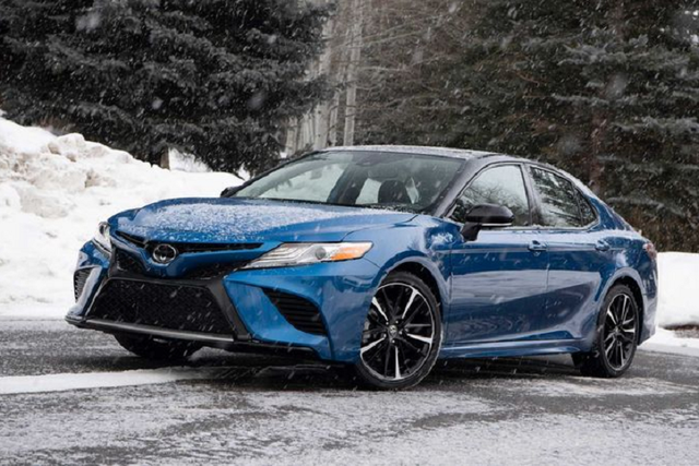 Toyota Camry 2020 chỉ từ 624 triệu đồng tại Mỹ - Hình 8 Toyota Camry 2020 chi tu 624 trieu dong tai My-Hinh-8