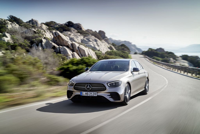 Xe sang Mercedes-Benz E-Class 2021 mới chính thức ra mắt trông đẹp thế nào Xe sang Mercedes-Benz E-Class 2021 moi chinh thuc ra mat trong dep the nao