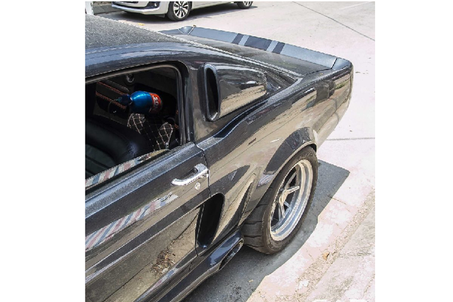 Chi tiết Ford Mustang độ GT500 Eleanor độc nhất xứ Việt - Hình 6 Chi tiet Ford Mustang do GT500 Eleanor doc nhat xu Viet-Hinh-6