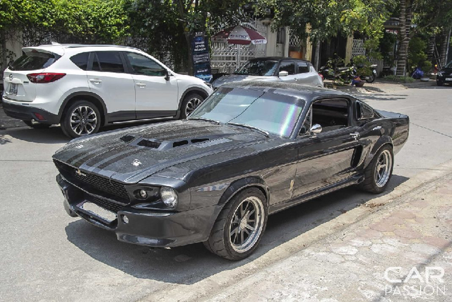 Chi tiết Ford Mustang độ GT500 Eleanor độc nhất xứ Việt - Hình 10 Chi tiet Ford Mustang do GT500 Eleanor doc nhat xu Viet-Hinh-10