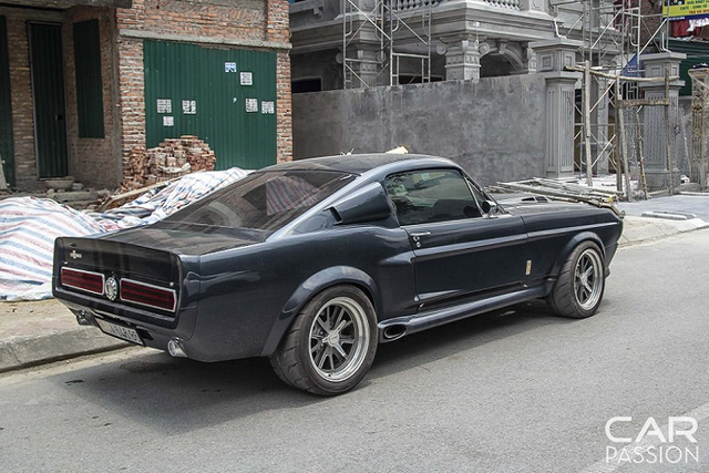 Chi tiết Ford Mustang độ GT500 Eleanor độc nhất xứ Việt - Hình 8 Chi tiet Ford Mustang do GT500 Eleanor doc nhat xu Viet-Hinh-8