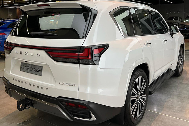 SUV hạng sang Lexus LX600 sắp về Việt Nam giá từ 7,89 tỷ? - Hình 5 SUV hang sang Lexus LX600 sap ve Viet Nam gia tu 7,89 ty?-Hinh-5