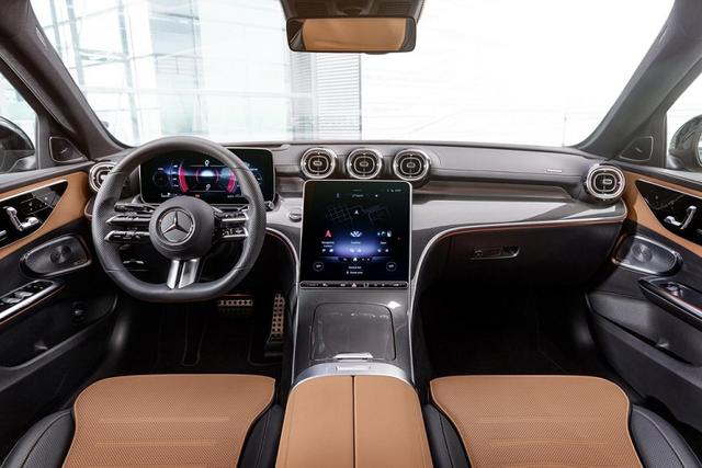 Mercedes-Benz C300 AMG 2022 giới hạn 200 chiếc sắp về Việt Nam - Hình 3 Mercedes-Benz C300 AMG 2022 gioi han 200 chiec sap ve Viet Nam-Hinh-3