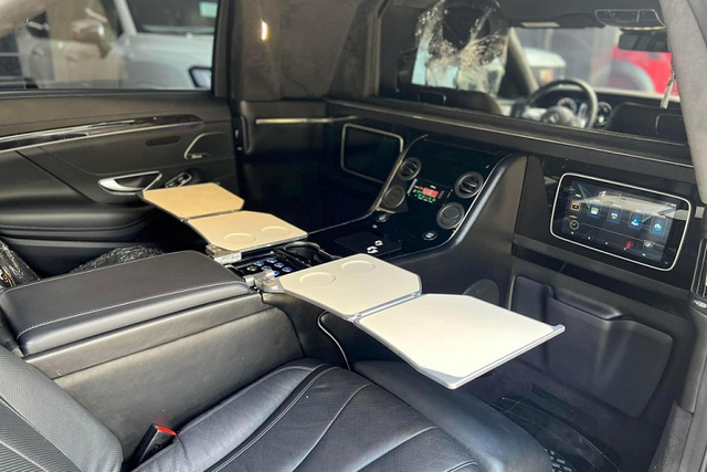 Cận cảnh xe siêu sang Mercedes-Maybach S450 Pullman từ 7,2 tỷ đồng - Hình 5 Can canh xe sieu sang Mercedes-Maybach S450 Pullman tu 7,2 ty dong-Hinh-5