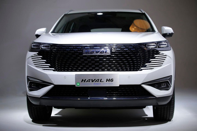 Haval H6 PHEV 2022 - chạy được 201km không cần "uống" xăng - Hình 6 Haval H6 PHEV 2022 - chay duoc 201km khong can