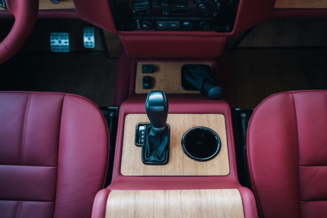 Ngắm Land Rover Defender địa hình giá từ 250.000 USD - Hình 6 Ngam Land Rover Defender dia hinh gia tu 250.000 USD-Hinh-6