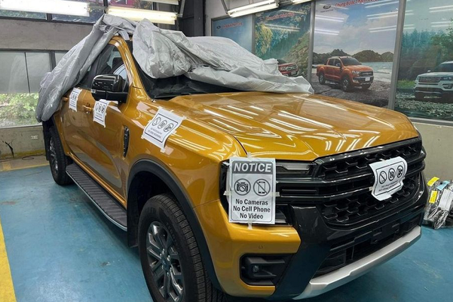 Ford Ranger 2022 dự kiến có giá từ 648 triệu - Hình 3 Ford Ranger 2022 du kien co gia tu 648 trieu-Hinh-3