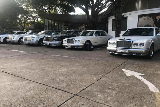Đại gia nào sở hữu Rolls-Royce Phantom chục tỷ nhiều nhất Việt Nam? Dai gia nao so huu Rolls-Royce Phantom chuc ty nhieu nhat Viet Nam?