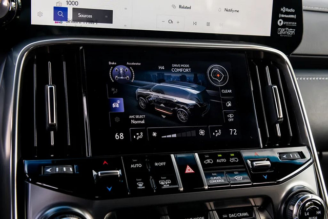 SUV hạng sang Lexus LX600 sắp về Việt Nam giá từ 7,89 tỷ? - Hình 9 SUV hang sang Lexus LX600 sap ve Viet Nam gia tu 7,89 ty?-Hinh-9