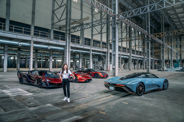 Nữ đại gia Singapore sở hữu dàn xe khủng McLaren - Hình 2 Nu dai gia Singapore so huu dan xe khung McLaren-Hinh-2