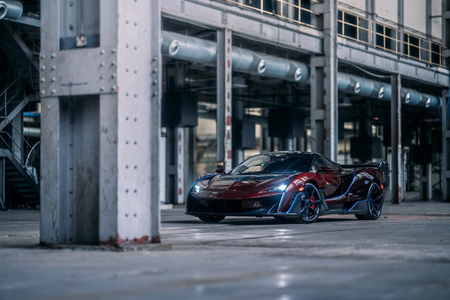 Nữ đại gia Singapore sở hữu dàn xe khủng McLaren - Hình 9 Nu dai gia Singapore so huu dan xe khung McLaren-Hinh-9