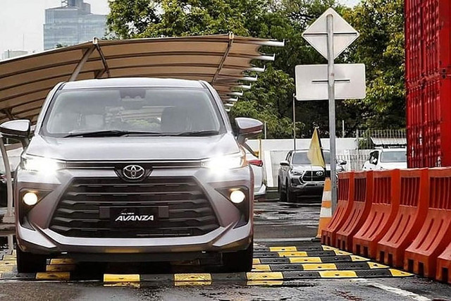 Toyota Avanza 2022 phân phối tại Việt Nam giá dưới 600 triệu đồng - Hình 3 Toyota Avanza 2022 phan phoi tai Viet Nam gia duoi 600 trieu dong-Hinh-3