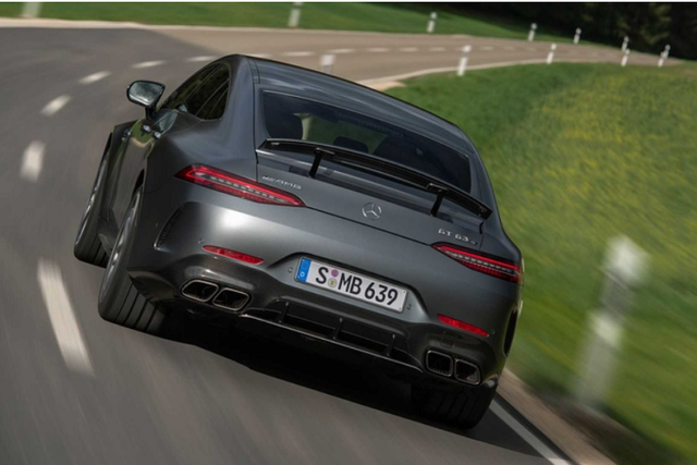 Ngắm bản nâng cấp Mercedes-AMG GT 4-Door Coupe 2023, từ 3,96 tỷ đồng - Hình 7 Ngam ban nang cap Mercedes-AMG GT 4-Door Coupe 2023, tu 3,96 ty dong-Hinh-7