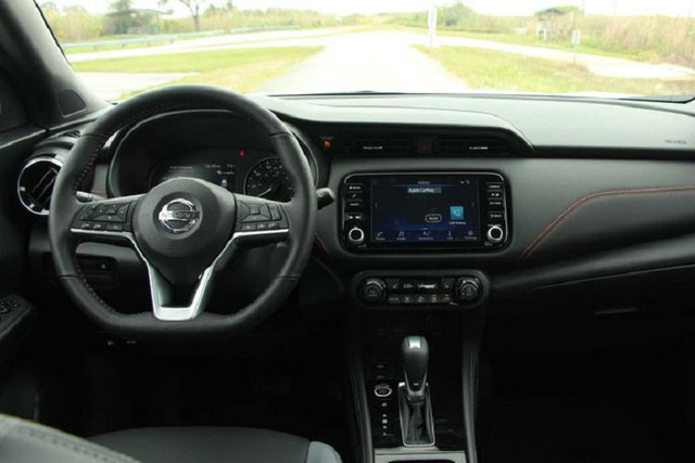 Nissan Kicks chỉ tốn 2,2 lít xăng cho 100km? - Hình 9 Nissan Kicks chi ton 2,2 lit xang cho 100km?-Hinh-9