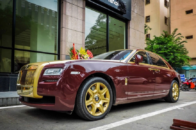 Rolls-Royce Ghost của ông Trịnh Văn Quyết lên sàn xe cũ? - Hình 10 Rolls-Royce Ghost cua ong Trinh Van Quyet len san xe cu?-Hinh-10