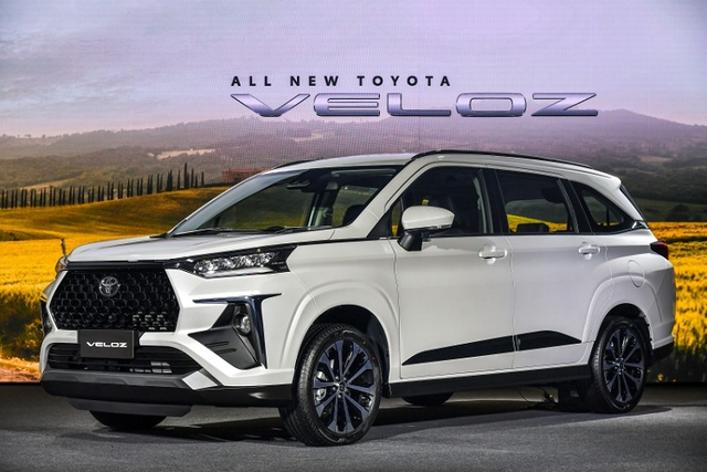 Bên trong Toyota Veloz giá từ 559 triệu đồng tại Thái Lan có gì? Ben trong Toyota Veloz gia tu 559 trieu dong tai Thai Lan co gi?