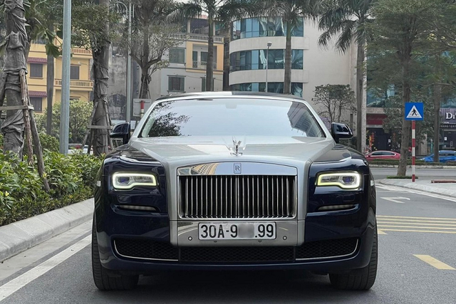 Chiếc Rolls-Royce Ghost chạy 6 năm bán gần 20 tỷ đồng Chiec Rolls-Royce Ghost chay 6 nam ban gan 20 ty dong