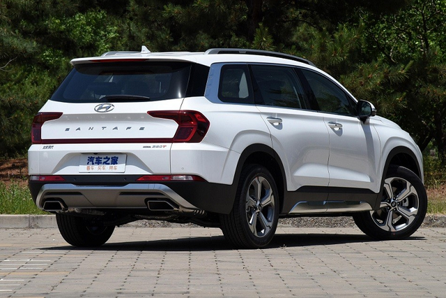 Hyundai SantaFe 2023 có phiên bản 6 chỗ sang chảnh - Hình 5 Hyundai SantaFe 2023 co phien ban 6 cho sang chanh-Hinh-5