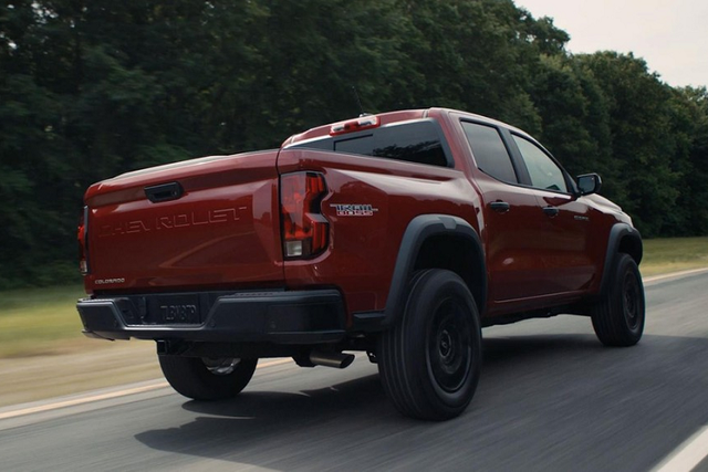 Chi tiết Chevrolet Colorado 2023 mới - Hình 5 Chi tiet Chevrolet Colorado 2023 moi-Hinh-5