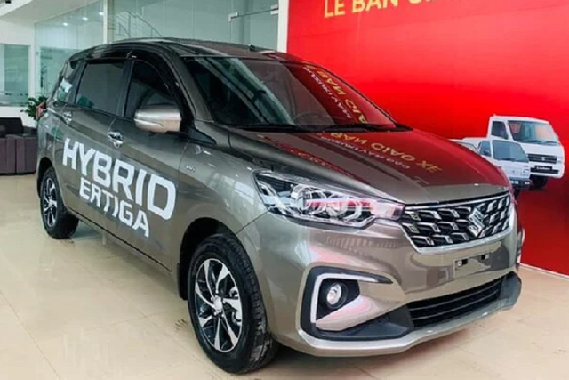 Cận cảnh Suzuki Ertiga Hybrid có giá bán ra từ 539 triệu đồng Can canh Suzuki Ertiga Hybrid co gia ban ra tu 539 trieu dong