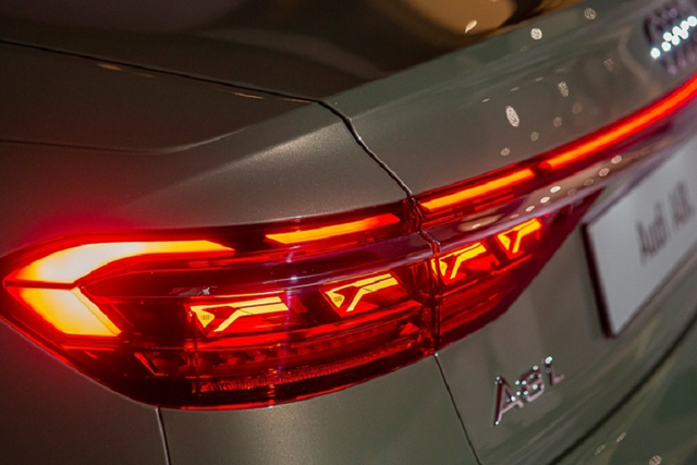 Đại gia Minh Nhựa chi hơn 6 tỷ đồng tậu Audi A8L 2022 - Hình 3 Dai gia Minh Nhua chi hon 6 ty dong tau Audi A8L 2022-Hinh-3