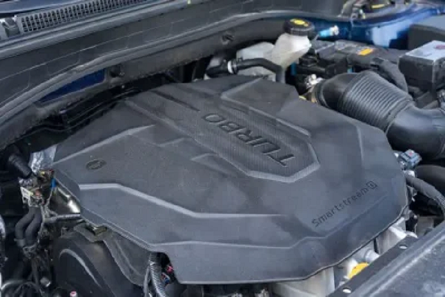 Chi tiết Hyundai SantaFe 2023 từ 554 triệu đồng tại Hàn Quốc - Hình 4 Chi tiet Hyundai SantaFe 2023 tu 554 trieu dong tai Han Quoc-Hinh-4