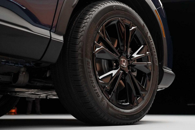 Chi tiết Honda CR-V 2023 thế hệ mới đẹp từ trong ra ngoài - Hình 11 Chi tiet Honda CR-V 2023 the he moi dep tu trong ra ngoai-Hinh-11