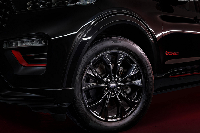 Ford Explorer 30th Anniversary Edition giới hạn giá 1,2 tỷ đồng - Hình 6 Ford Explorer 30th Anniversary Edition gioi han gia 1,2 ty dong-Hinh-6