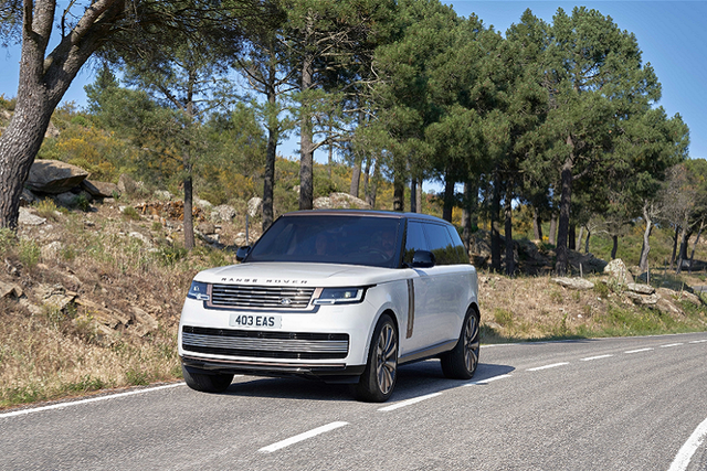 Cận cảnh Range Rover SV 2022 giá từ 23 tỷ đồng Can canh Range Rover SV 2022 gia tu 23 ty dong