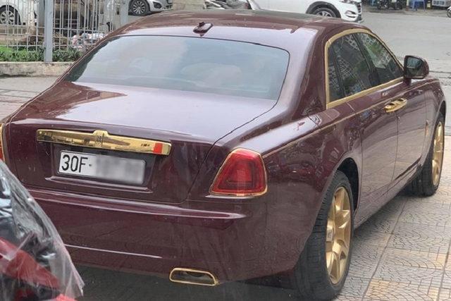 Rolls-Royce Ghost của ông Trịnh Văn Quyết lên sàn xe cũ? - Hình 2 Rolls-Royce Ghost cua ong Trinh Van Quyet len san xe cu?-Hinh-2