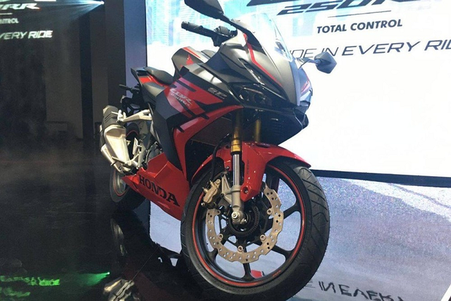 Ra mắt Honda CBR250RR 2023 giá từ 99 triệu đồng tại Đông Nam Á - Hình 2 Ra mat Honda CBR250RR 2023 gia tu 99 trieu dong tai Dong Nam A-Hinh-2