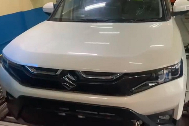 Chi tiet SUV hang A Suzuki Brezza 2022 chi 356 trieu dong