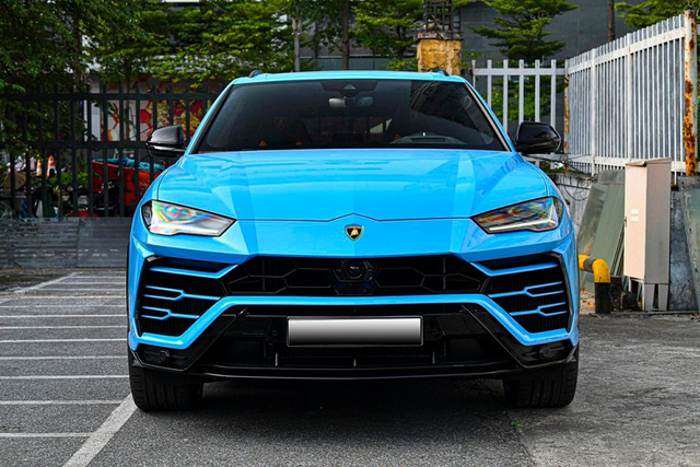 Cận cảnh siêu SUV Lamborghini Urus giá hơn 20 tỷ ở Tây đô Can canh sieu SUV Lamborghini Urus gia hon 20 ty o Tay do