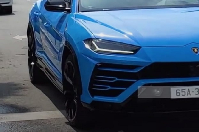 Cận cảnh siêu SUV Lamborghini Urus giá hơn 20 tỷ ở Tây đô - Hình 6 Can canh sieu SUV Lamborghini Urus gia hon 20 ty o Tay do-Hinh-6
