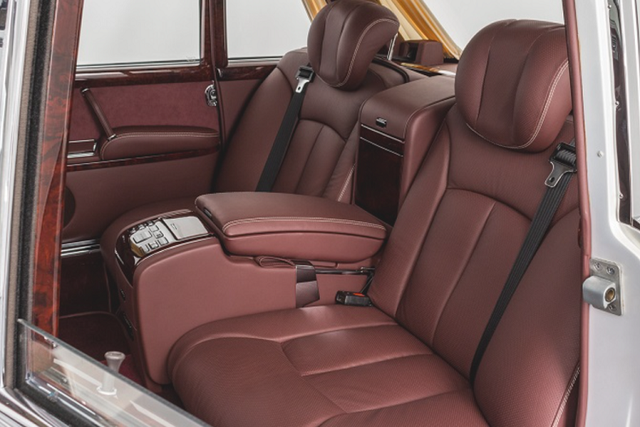 Mercedes-Benz 600 Pullman và 62S Landaulet có giá gần 60 tỷ đồng - Hình 5 Mercedes-Benz 600 Pullman va 62S Landaulet co gia gan 60 ty dong-Hinh-5