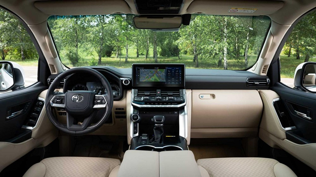 Người mua Land Cruiser 2022 phải chờ tới 4 năm mới được giao xe - Hình 2 Nguoi mua Land Cruiser 2022 phai cho toi 4 nam moi duoc giao xe-Hinh-2