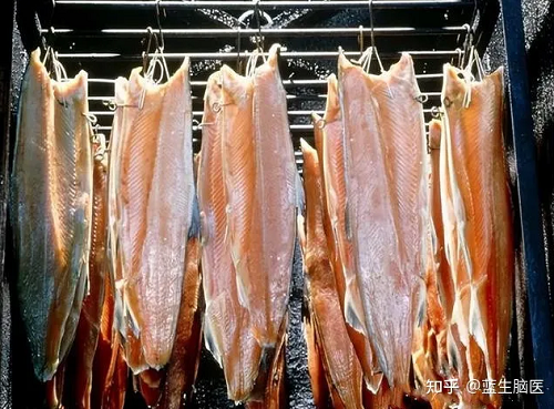 Nhiều người vẫn ăn những thực phẩm gây ung thư này - Hình 8 Nhieu nguoi van an nhung thuc pham gay ung thu nay-Hinh-8