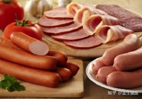 Nhiều người vẫn ăn những thực phẩm gây ung thư này - Hình 6 Nhieu nguoi van an nhung thuc pham gay ung thu nay-Hinh-6