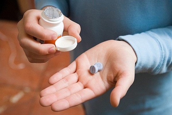 Vì sao phải uống thuốc đúng giờ? Vi sao phai uong thuoc dung gio?