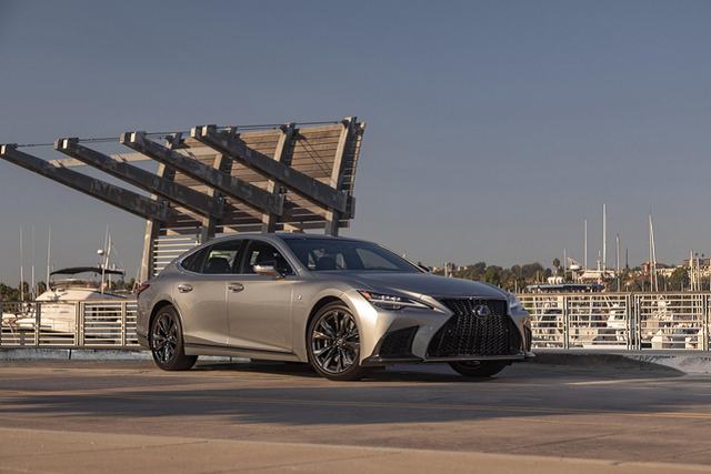 Siêu xe Lexus LS 500 2022 chính thức ra mắt giá từ 76,000 USD Sieu xe Lexus LS 500 2022 chinh thuc ra mat gia tu 76,000 USD