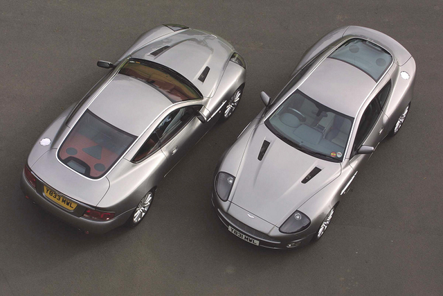 Ngắm Aston Martin V12 Vanquish cùng điệp viên 007 thế hệ đầu tiên - Hình 2 Ngam Aston Martin V12 Vanquish cung diep vien 007 the he dau tien-Hinh-2