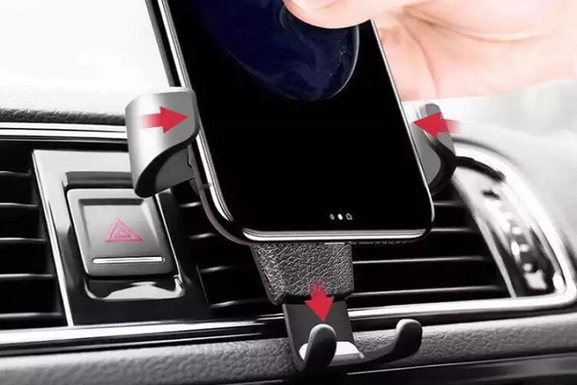 Những công cụ hỗ trợ lái xe ôtô giá rẻ nhưng vô cùng tiện ích - Hình 3 Nhung cong cu ho tro lai xe oto gia re nhung vo cung tien ich-Hinh-3