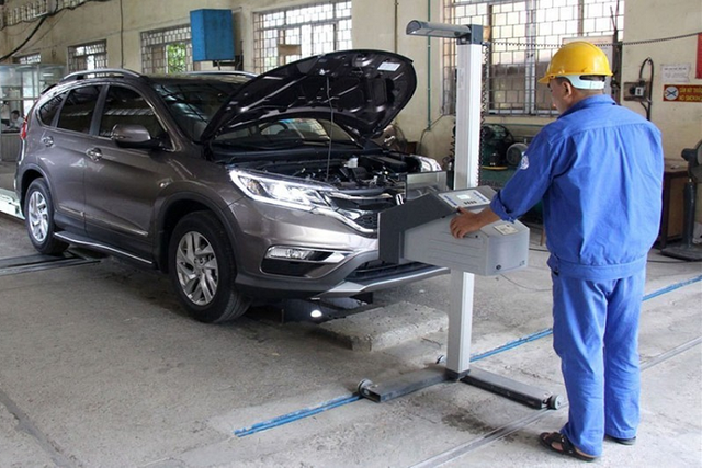 Từ 1/1/2022 phí đường bộ ôtô giảm bao nhiêu? Tu 1/1/2022 phi duong bo oto giam bao nhieu?