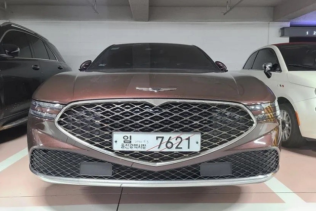 He lo xe hang sang Genesis G90 2022 gia mem-Hinh-2