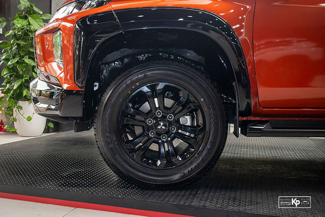 Chi tiết xe bán tải Mitsubishi Triton Athlete 2022 giá 885 triệu - Hình 5 Chi tiet xe ban tai Mitsubishi Triton Athlete 2022 gia 885 trieu-Hinh-5