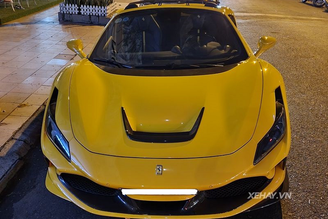 Ngắm Ferrari F8 Spider hơn 20 tỷ “độ” Novitec độc nhất Việt Nam - Hình 2 Ngam Ferrari F8 Spider hon 20 ty “do” Novitec doc nhat Viet Nam-Hinh-2